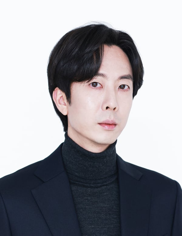 김석훈